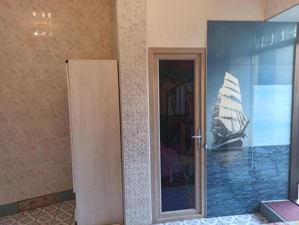 Дом У Моря С Бассейном И Сауной Odessa Exteriör bild